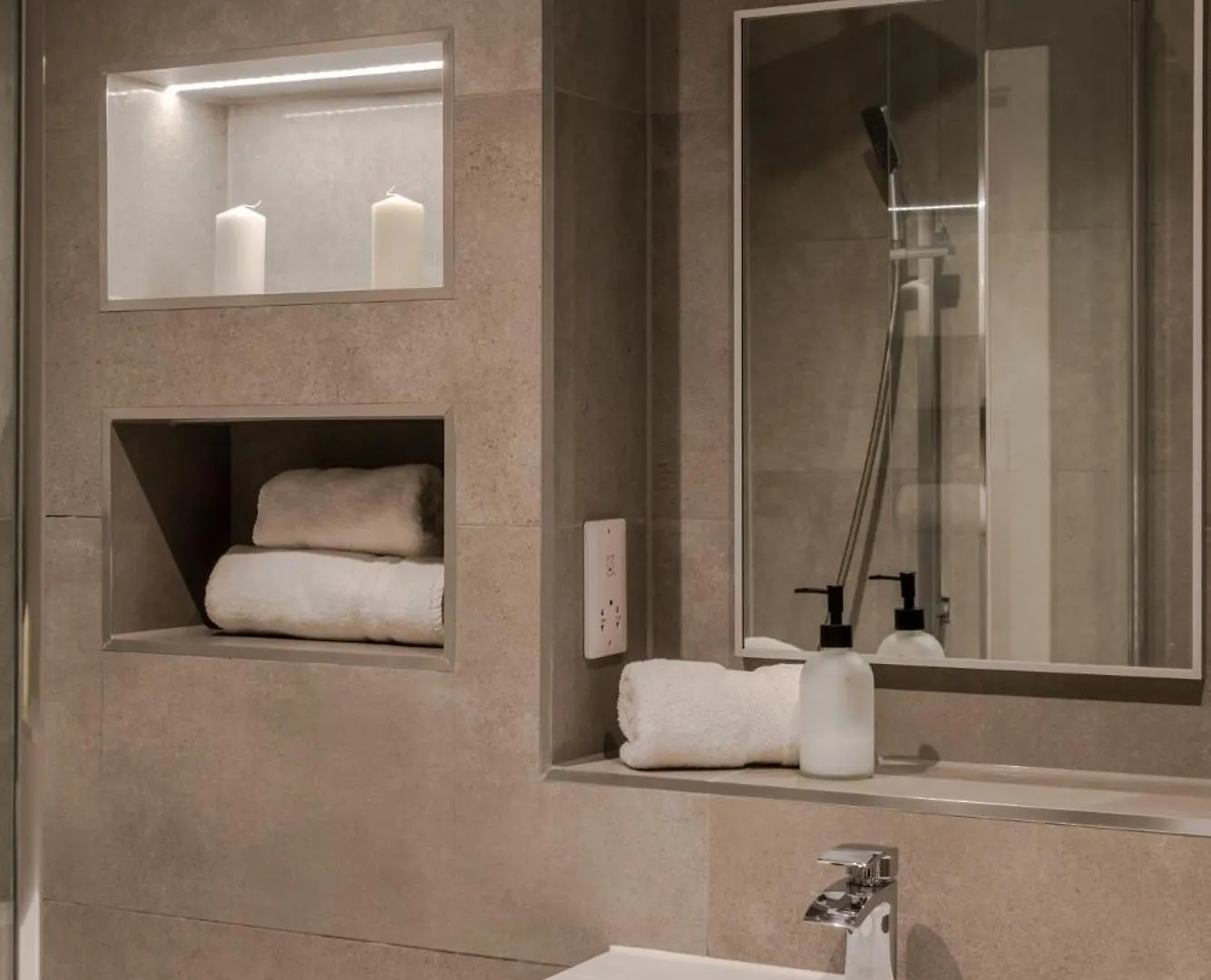 Cityscape Penthouse Ladywell London Apartment
